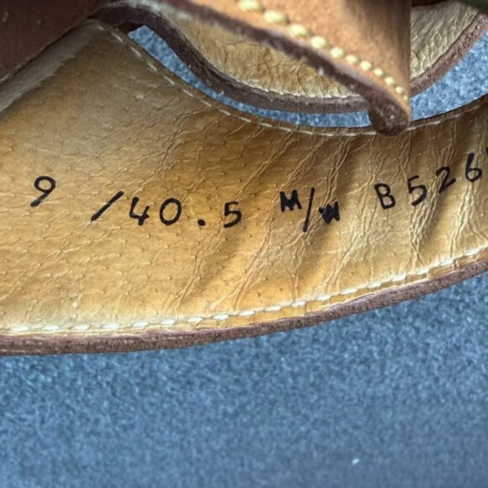 Born Suede Leather Criss Cross Sandals Slides‎ Size 9